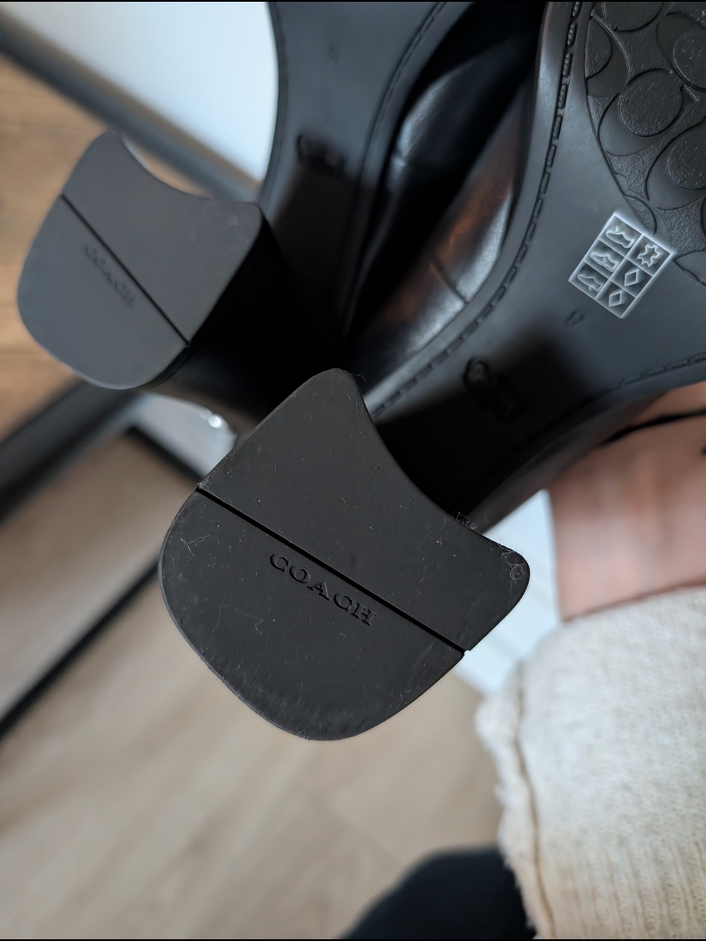 Coach Black Leather C Sculpted Block Heel Pumps - Picture 7 of 8